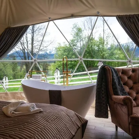 Mountain Glamp & Jacuzzi *
